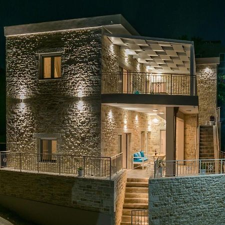 Efkosmias Apartments Pitsidia Bagian luar foto
