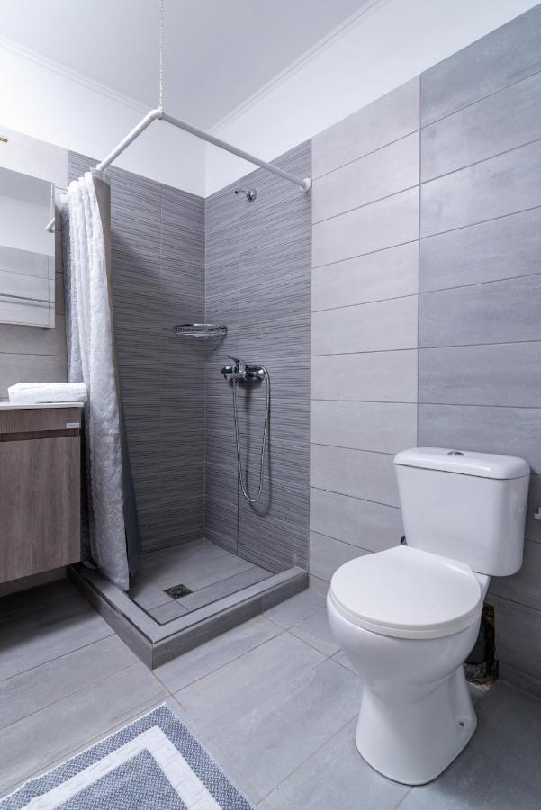 Efkosmias Apartments Pitsidia Bagian luar foto