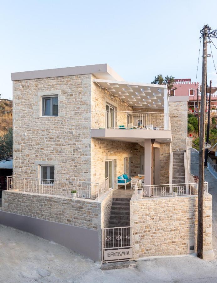 Efkosmias Apartments Pitsidia Bagian luar foto